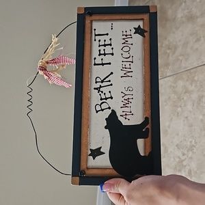 Bear feet welcome sign